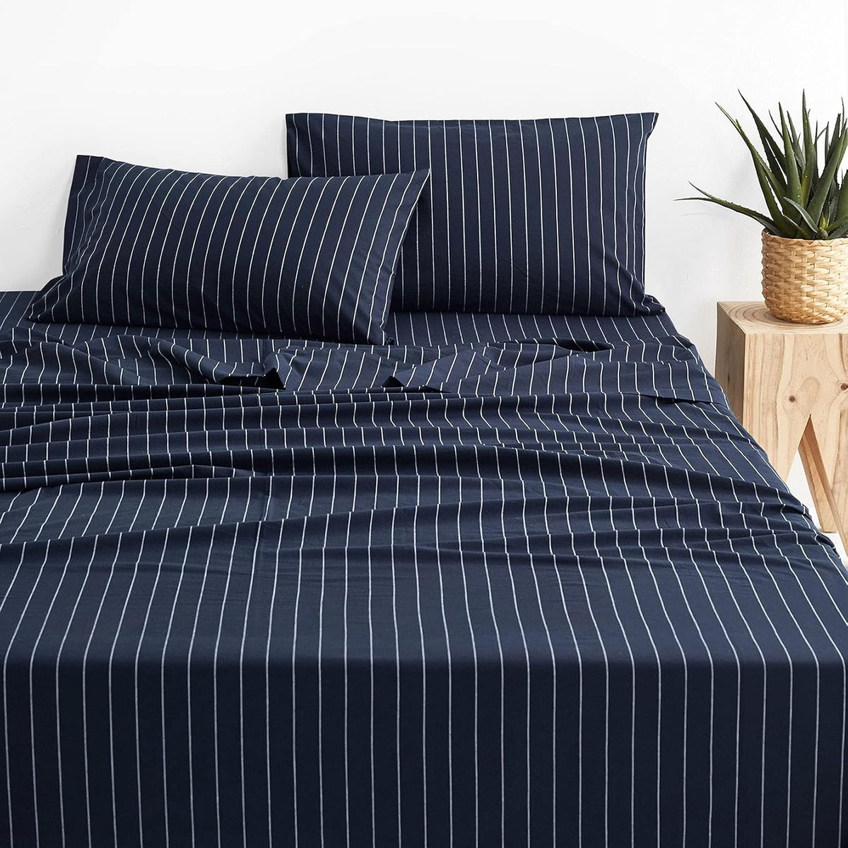 Navy Striped 100% Washed Cotton 4pcs King Size Sheet Set Z2737