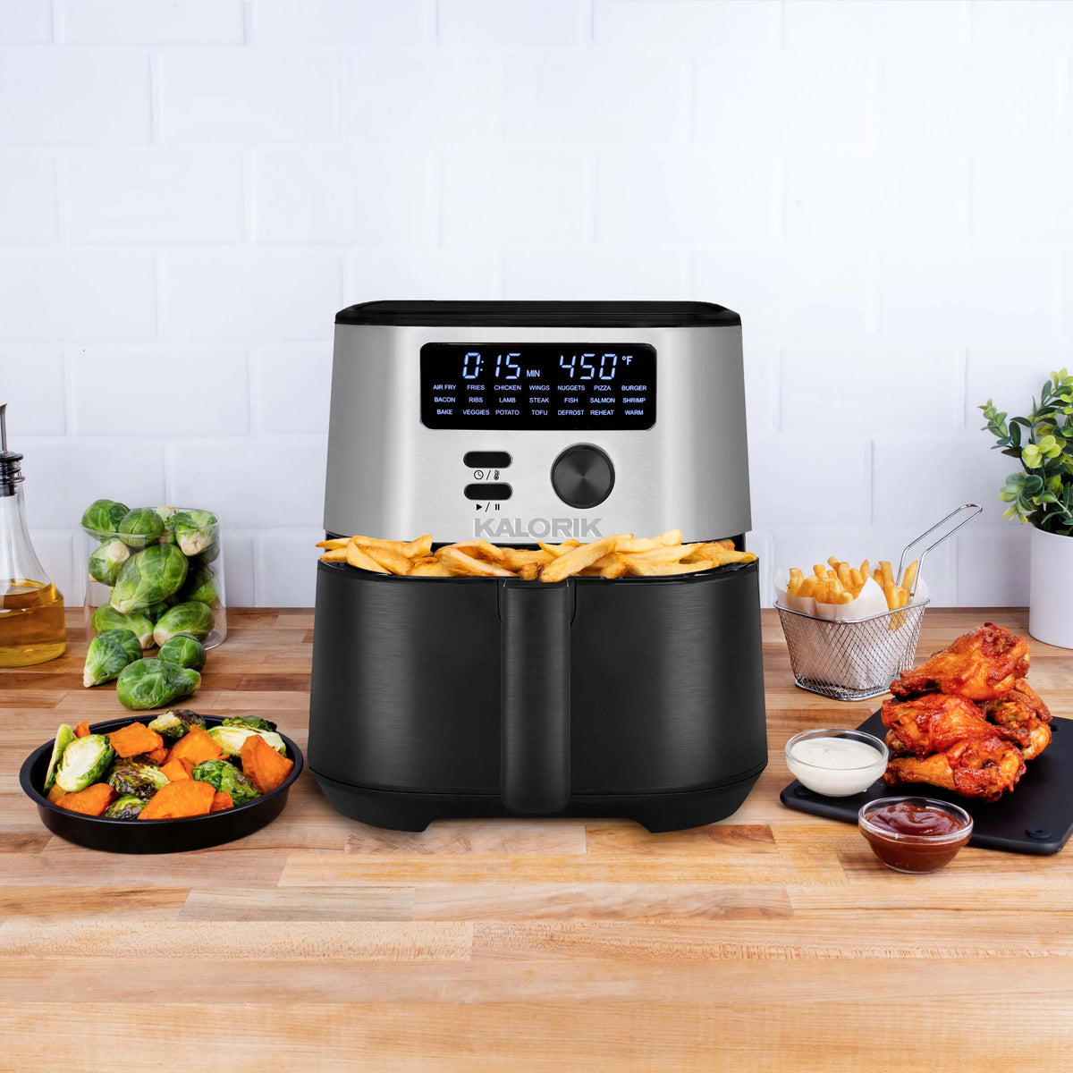 4 Quart Digital Air Fryer with 4 Accessories O4082