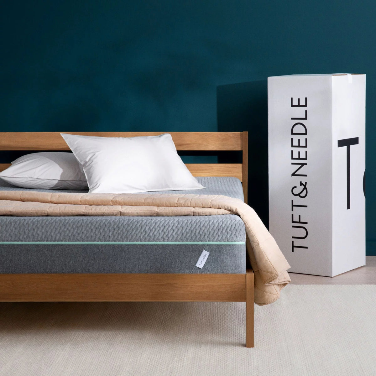Queen Adaptive Foam Mattress P9559