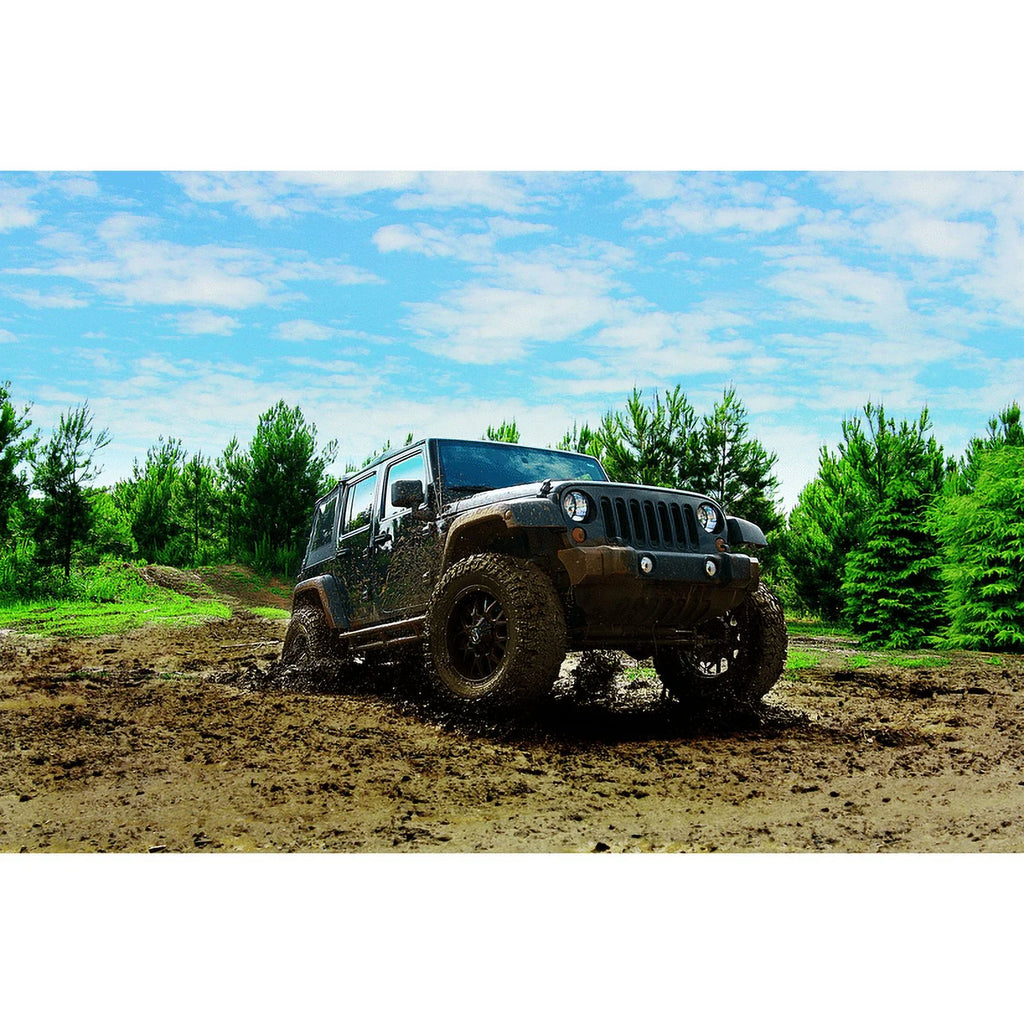 All-Season LT285/65R18 125Q Tire D46601